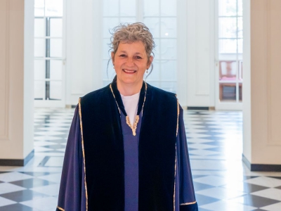 Foto trouwambtenaar Annelies Holtrop